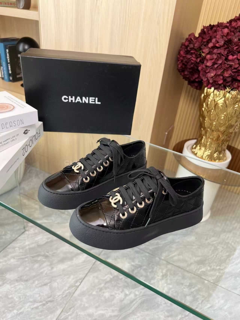 Ch**el sport shoes